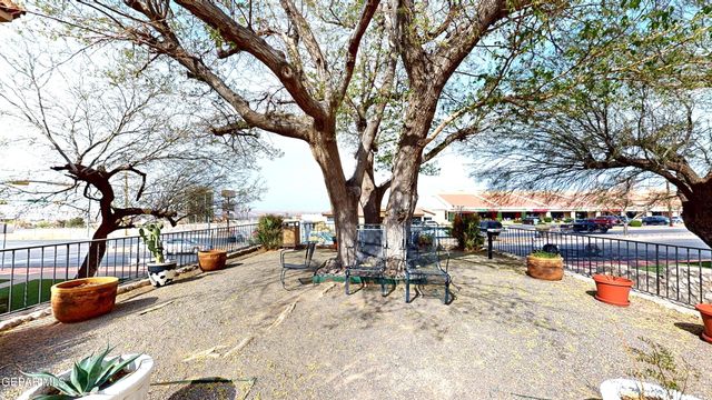 252 SHADOW MOUNTAIN Drive, E7, El Paso, TX 79912