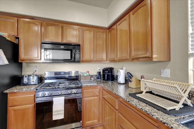 1799 River Run Dr, Marysville, CA 95901