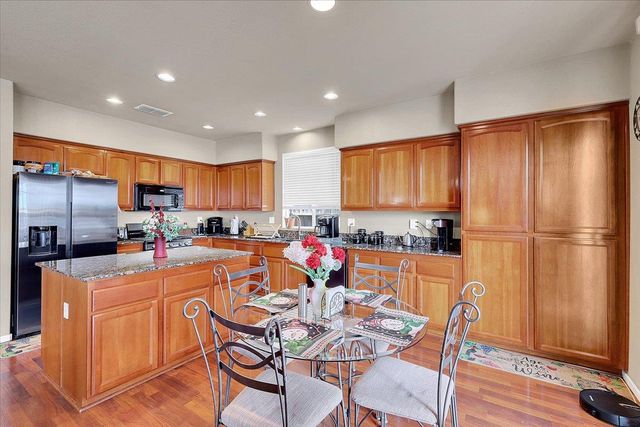 1799 River Run Dr, Marysville, CA 95901