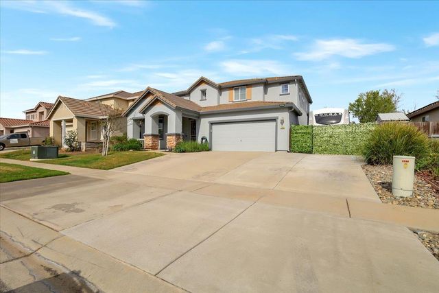 1799 River Run Dr, Marysville, CA 95901