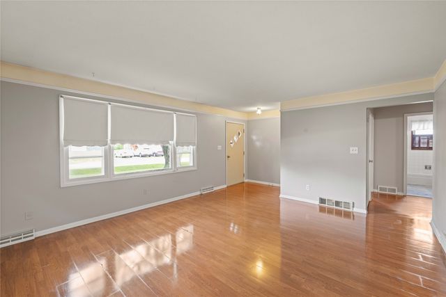 706 Maple Avenue, Woodward, IA 50276