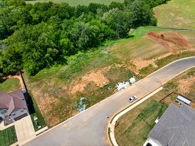 376 Kildeer Dr, Clarksville, TN 37040