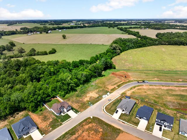 376 Kildeer Dr, Clarksville, TN 37040