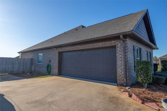 54 Sunnybrook Drive, Deatsville, AL 36022