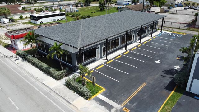 4030 Pembroke Rd, West Park, FL 33021