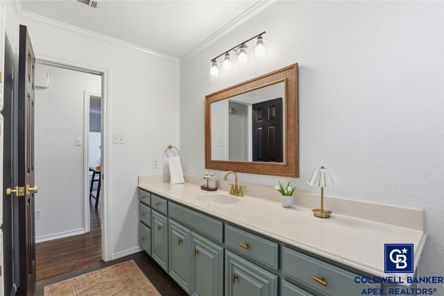 703 Brandon Drive, Cleburne, TX 76033