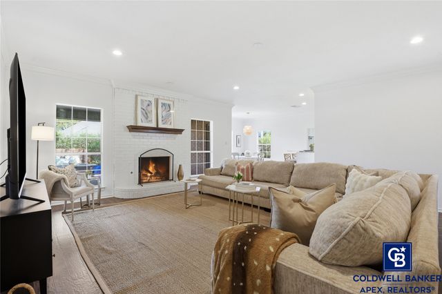 703 Brandon Drive, Cleburne, TX 76033