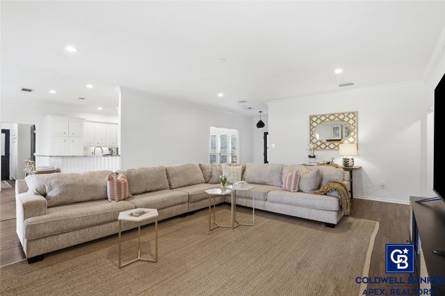 703 Brandon Drive, Cleburne, TX 76033