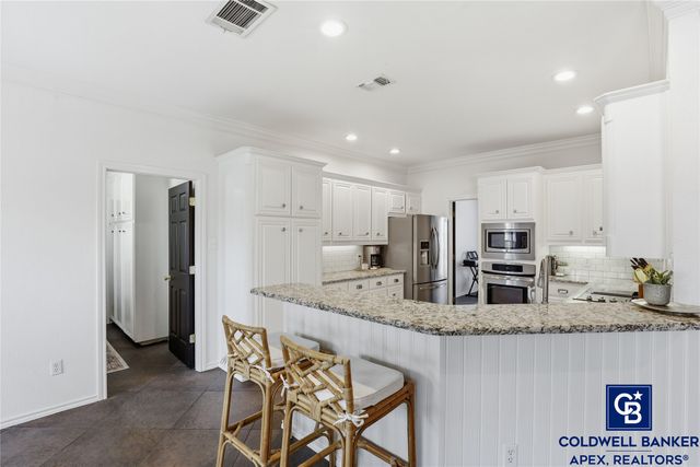 703 Brandon Drive, Cleburne, TX 76033