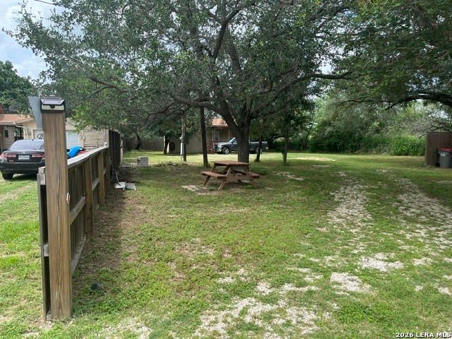 25 San Antonio Ave, Leming, TX 78050