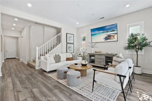 624 Pelion, Lake Forest, CA 92630