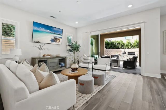 624 Pelion, Lake Forest, CA 92630