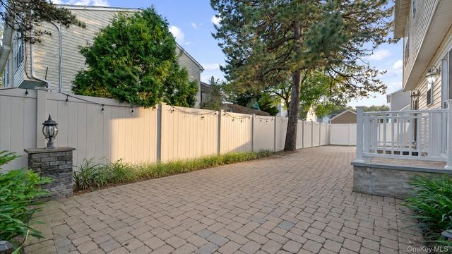 502 Martha Avenue, Bellport, NY 11713
