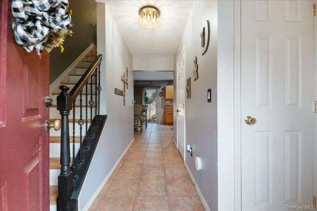 502 Martha Avenue, Bellport, NY 11713