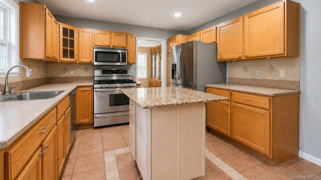 502 Martha Avenue, Bellport, NY 11713