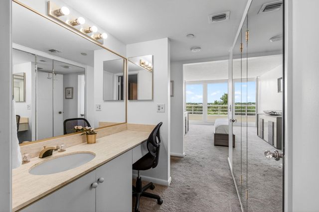 4201 N Ocean Boulevard C 307, Boca Raton, FL 33431