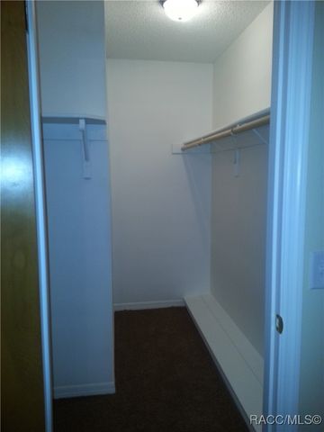 100 E Knightsbridge Place, Lecanto, FL 34461