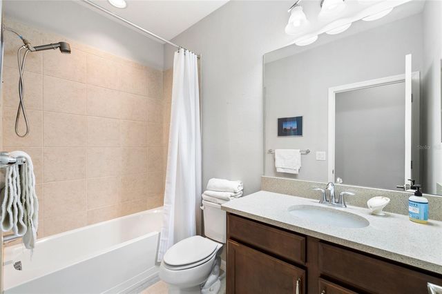 12353 BAYOU FLATS LANE, Tampa, FL 33635