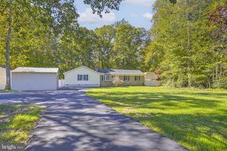 37441 E LAKELAND DR, Mechanicsville, MD 20659