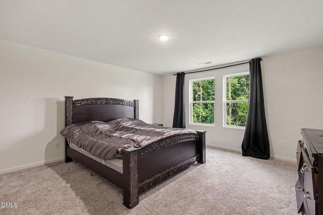 900 Berkeley Glen Road, Zebulon, NC 27597