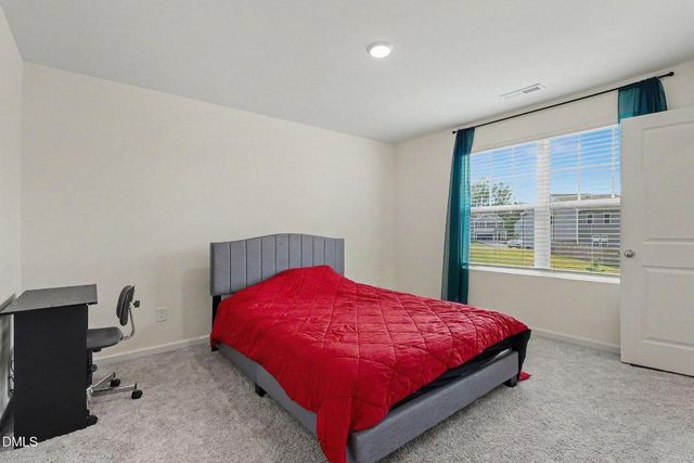900 Berkeley Glen Road, Zebulon, NC 27597