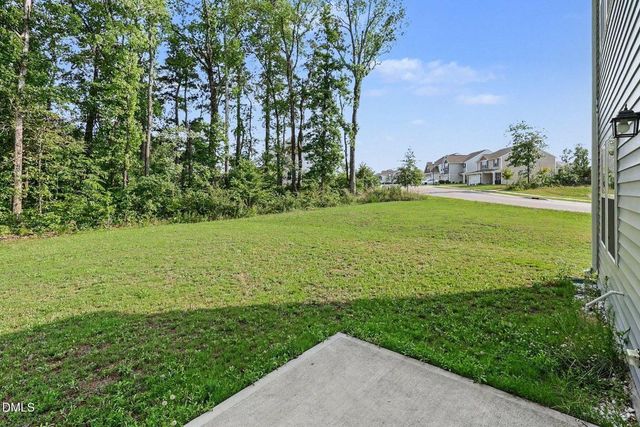 900 Berkeley Glen Road, Zebulon, NC 27597