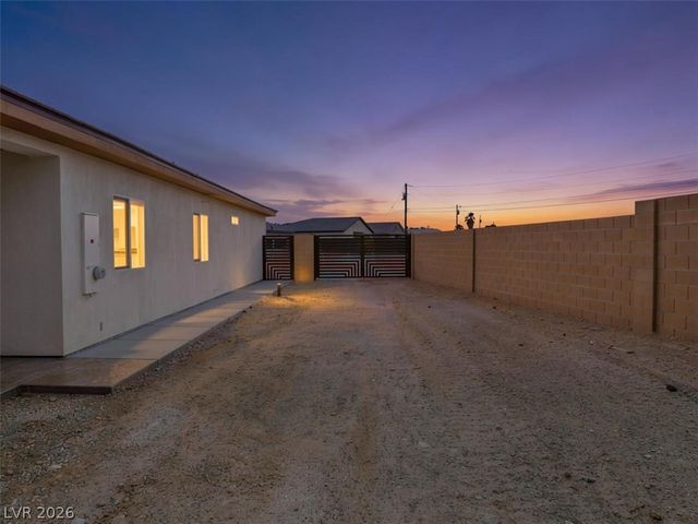 1740 South Jerome Lane, Pahrump, NV 89048