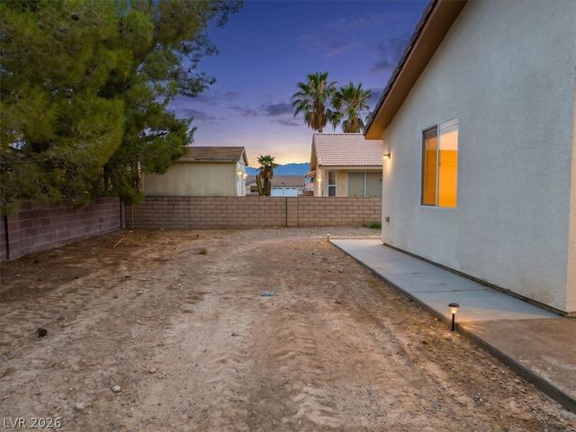 1740 South Jerome Lane, Pahrump, NV 89048