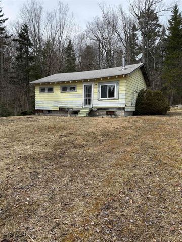 347 Hickory Road, Woodford, VT 05201