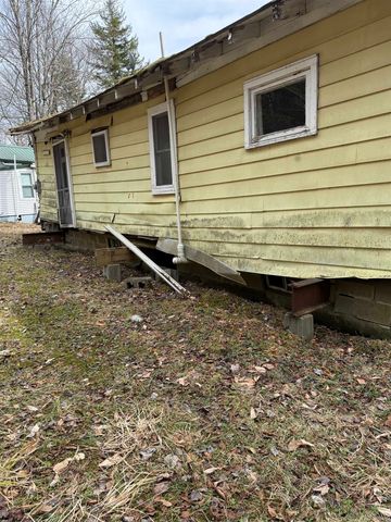 347 Hickory Road, Woodford, VT 05201