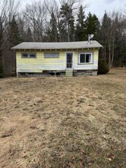 347 Hickory Road, Woodford, VT 05201