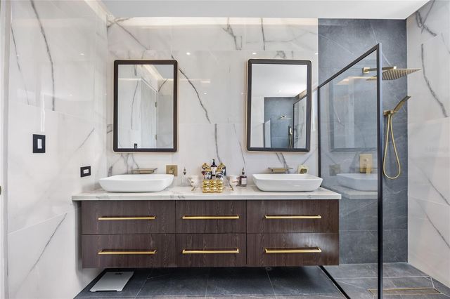 3 MALACHITE, Vega Alta, PR 00692