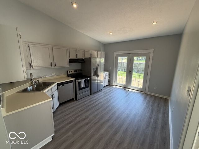 1006 E Walnut Street, Frankton, IN 46044