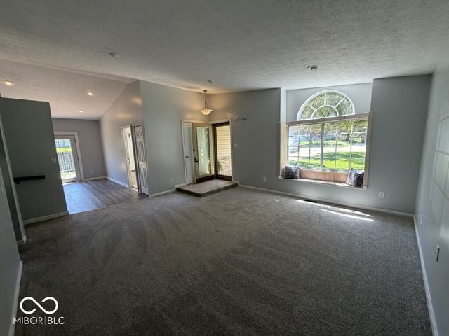 1006 E Walnut Street, Frankton, IN 46044