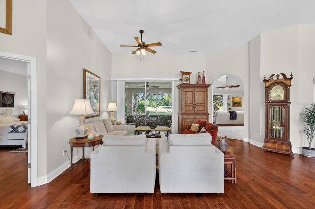 1760 EDGEWATER DRIVE, Mount Dora, FL 32757