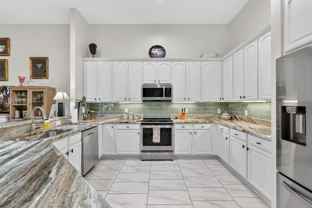 1760 EDGEWATER DRIVE, Mount Dora, FL 32757