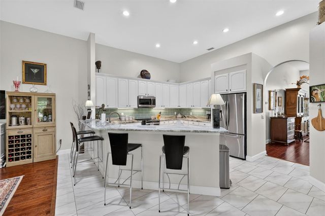 1760 EDGEWATER DRIVE, Mount Dora, FL 32757