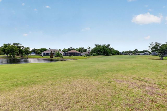 1760 EDGEWATER DRIVE, Mount Dora, FL 32757