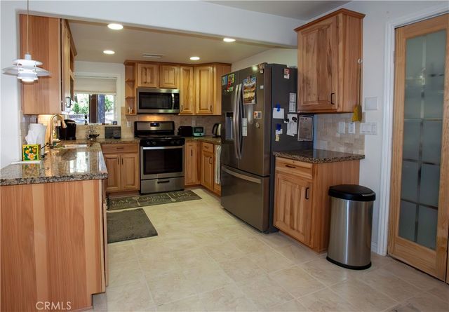 5881 Lone Pine Canyon, Wrightwood, CA 92397