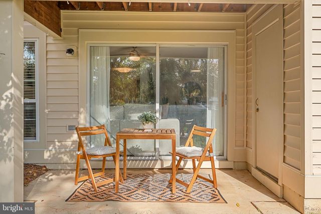 4561 INTERLACHEN CT #H, Alexandria, VA 22312