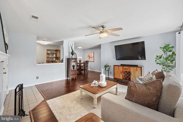 4561 INTERLACHEN CT #H, Alexandria, VA 22312