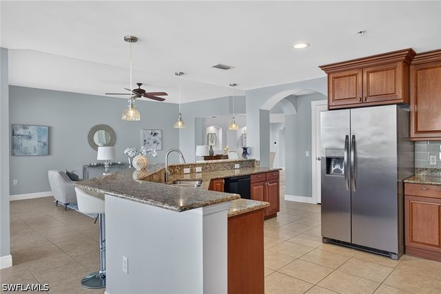 6081 Silver King BLVD 302, Cape Coral, FL 33914