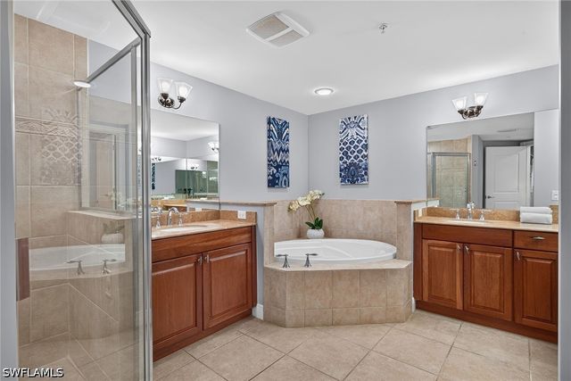 6081 Silver King BLVD 302, Cape Coral, FL 33914