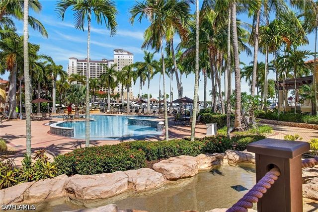 6081 Silver King BLVD 302, Cape Coral, FL 33914