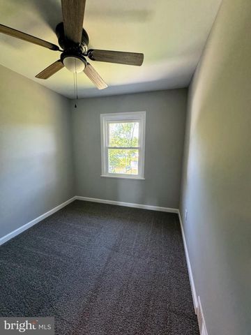 1015 ALCYON DR, Bellmawr, NJ 08031