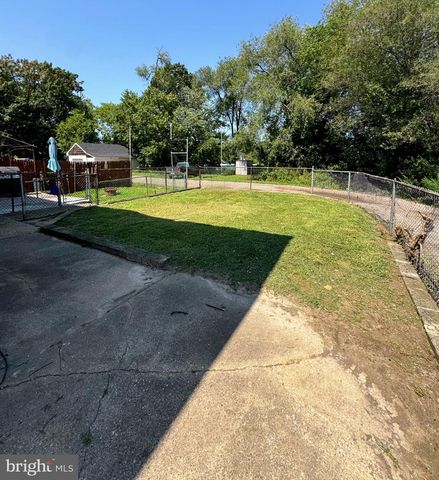 1015 ALCYON DR, Bellmawr, NJ 08031