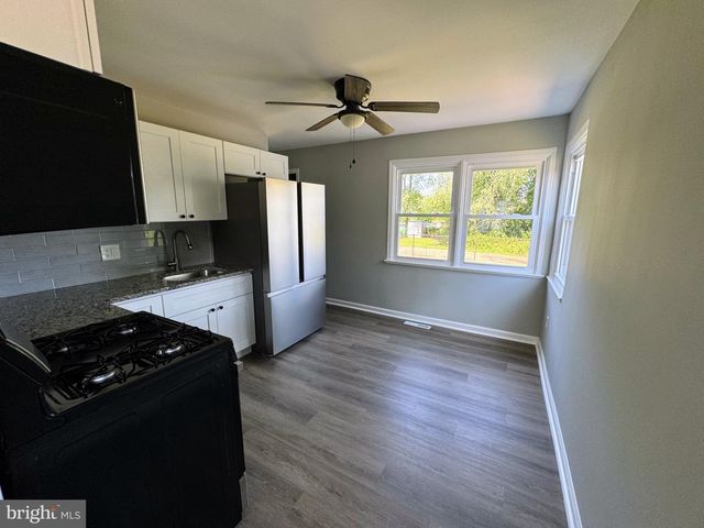 1015 ALCYON DR, Bellmawr, NJ 08031