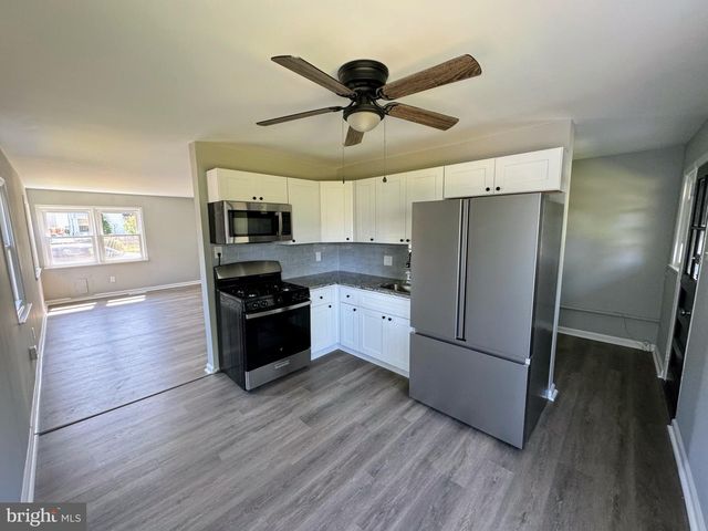 1015 ALCYON DR, Bellmawr, NJ 08031