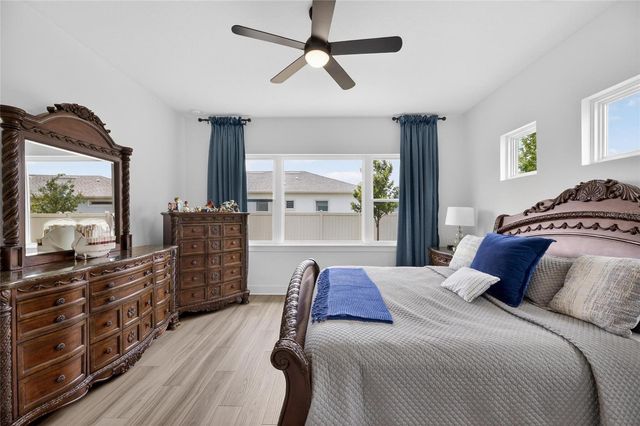 8634 DRUMMER PLANK DRIVE, Wesley Chapel, FL 33545