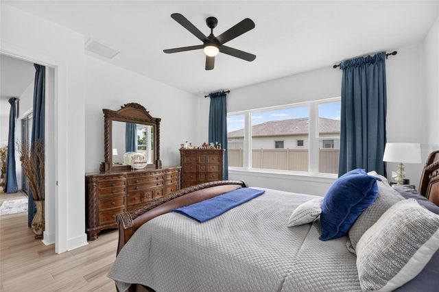8634 DRUMMER PLANK DRIVE, Wesley Chapel, FL 33545